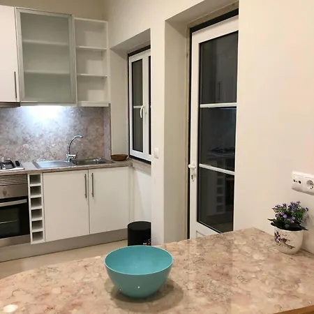 Grandmommy's House - Traditional And Comfy Lisboan Apartment *