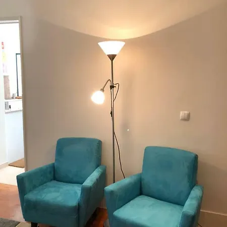 Grandmommy's House - Traditional And Comfy Lisboan Appartement Lissabon