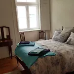 Grandmommy's House - Traditional And Comfy Lisboan Lissabon