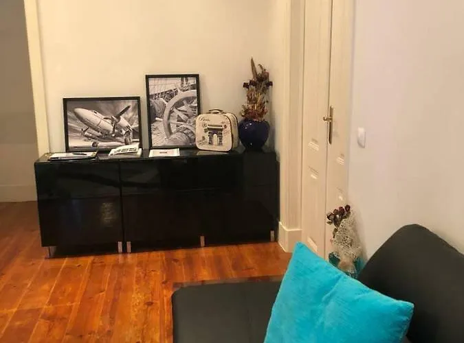 Grandmommy's House - Traditional And Comfy Lisboan Lisboa