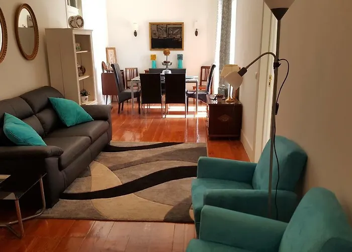 Grandmommy's House - Traditional And Comfy Lisboan Lisboa