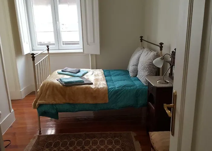 Grandmommy's House - Traditional And Comfy Lisboan *